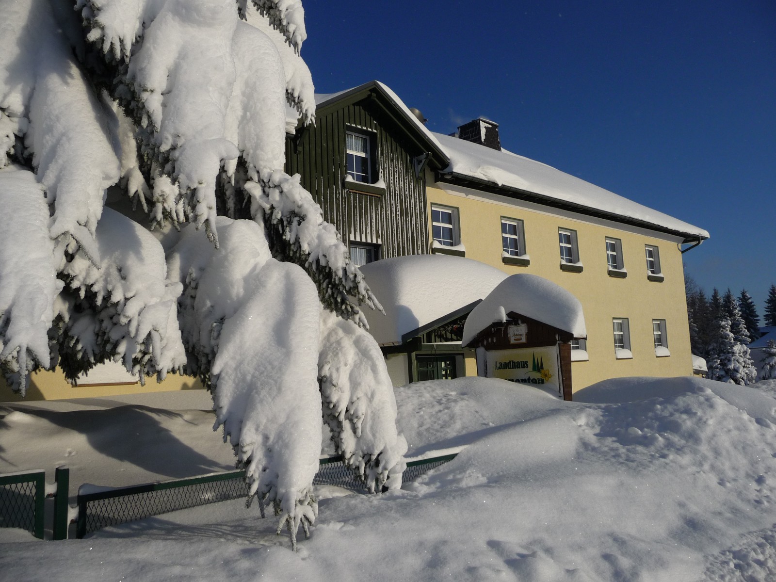 Pension im Erzgebirge im Winter